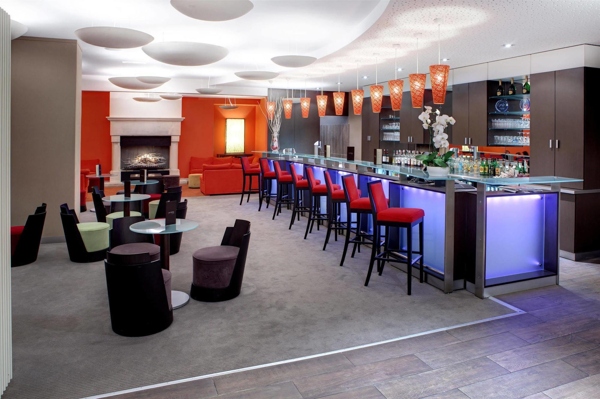 Best Western Plus L'Oree Paris Sud Saulx-les-Chartreux Restaurant photo